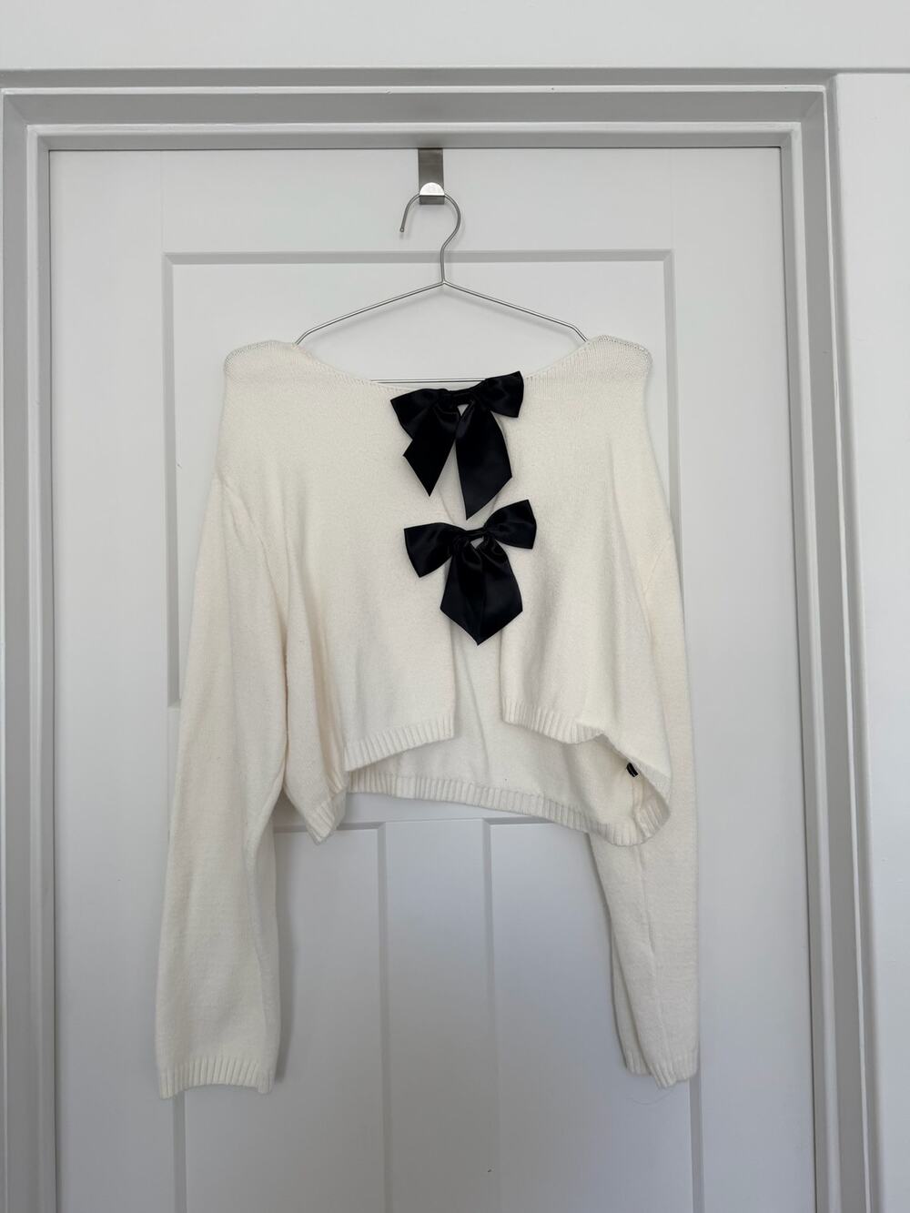 H&M Cream Cropped Knit Cardigan with Black Satin Bows XL